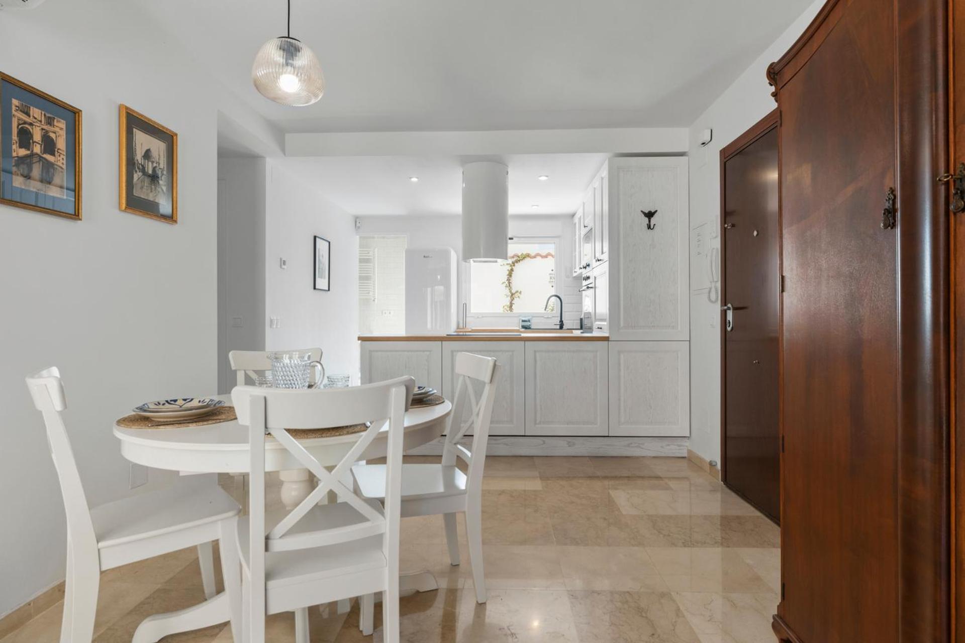 Stunning In Historic Center By Costarentals - Mal05 Appartement Málaga